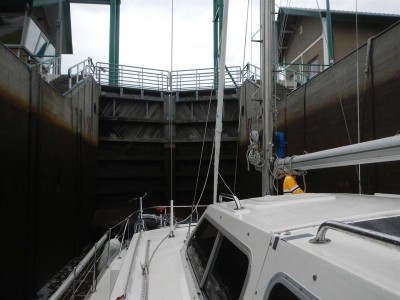 Vor einem Jahr ging es los. Über die Friese Sluis ins IJsselmeer.