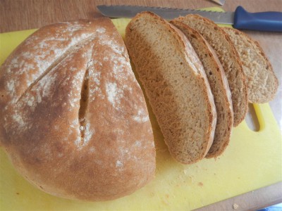 unser selbstgebackenes Brot wird immer besser