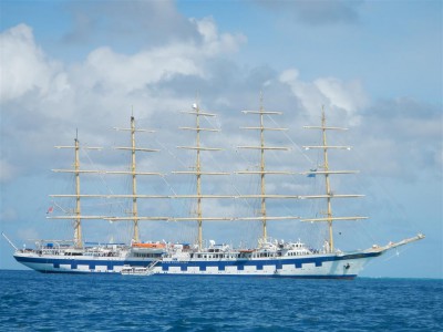 Royal Clipper in den Tobago Cays